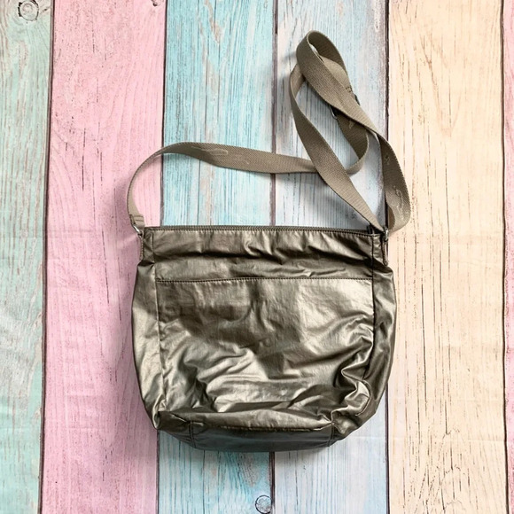 Kipling metallic gray crossbody bag medium size - Picture 7 of 8